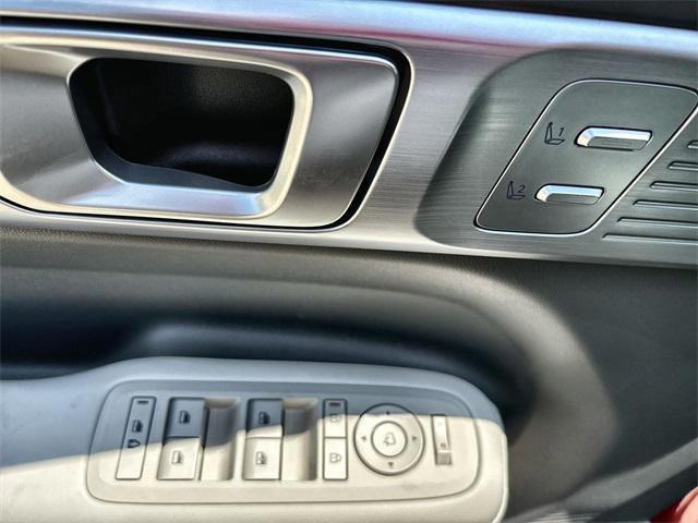 new 2024 Hyundai Santa Fe car, priced at $41,999