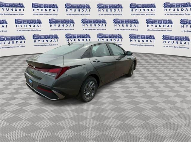new 2024 Hyundai Elantra car, priced at $23,039