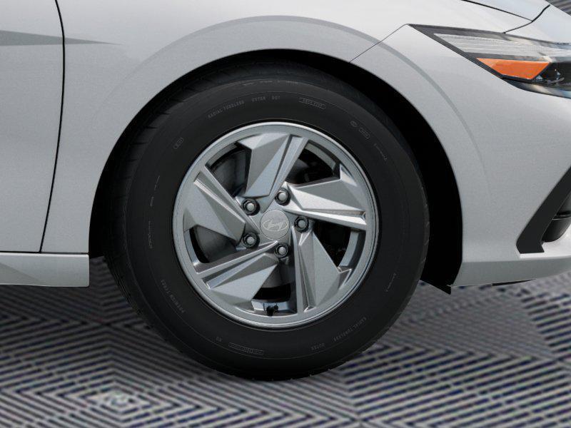 new 2025 Hyundai Elantra car, priced at $21,286