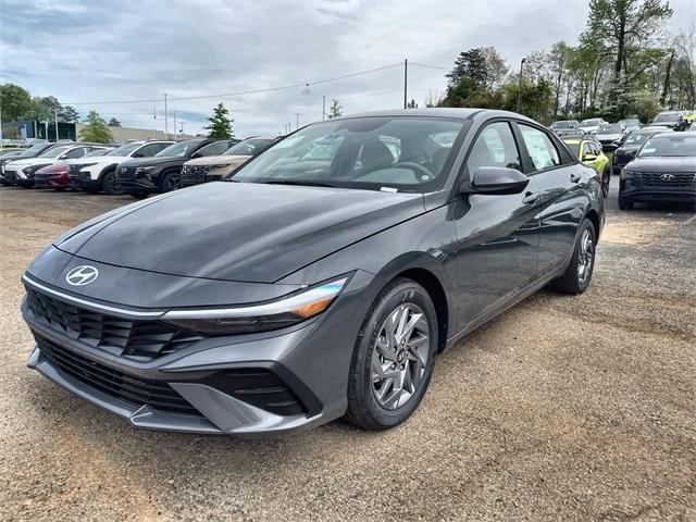 new 2024 Hyundai Elantra HEV car, priced at $25,810