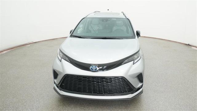 new 2025 Toyota Sienna car, priced at $52,162
