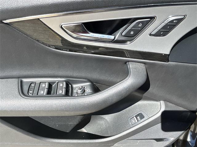 used 2018 Audi Q7 car, priced at $18,595