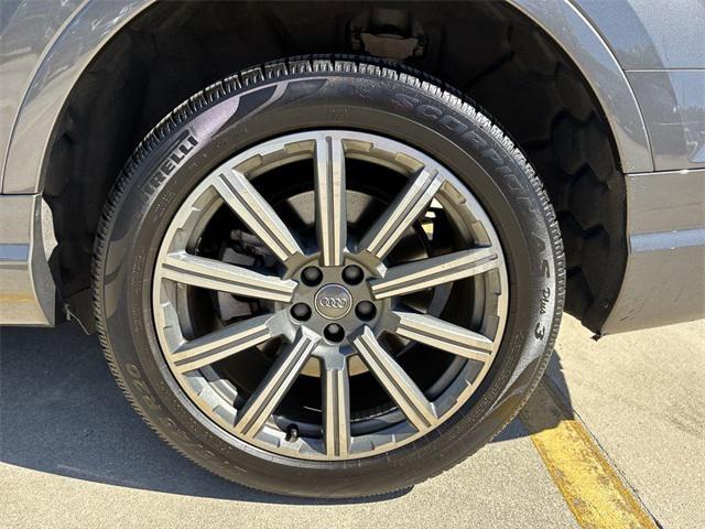 used 2018 Audi Q7 car, priced at $18,595