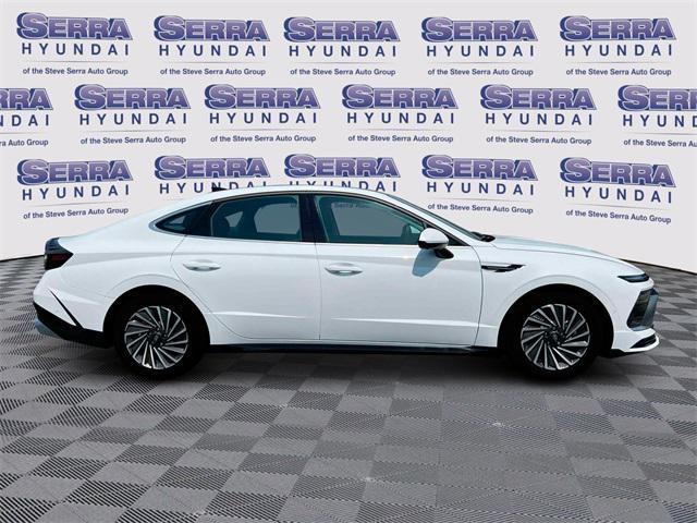 new 2025 Hyundai Sonata Hybrid car, priced at $37,577