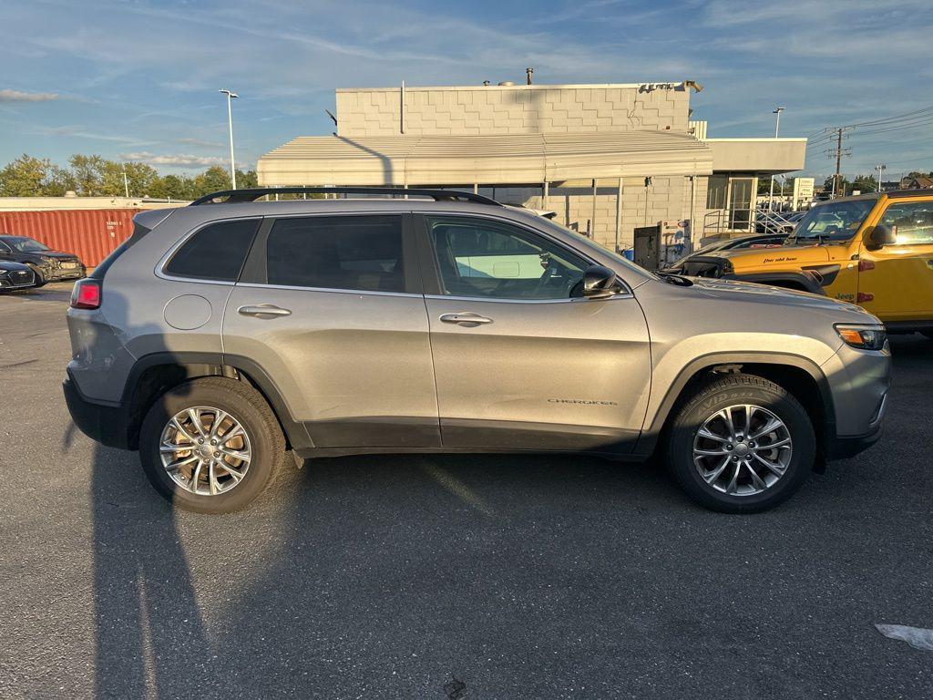 used 2022 Jeep Cherokee car, priced at $23,074