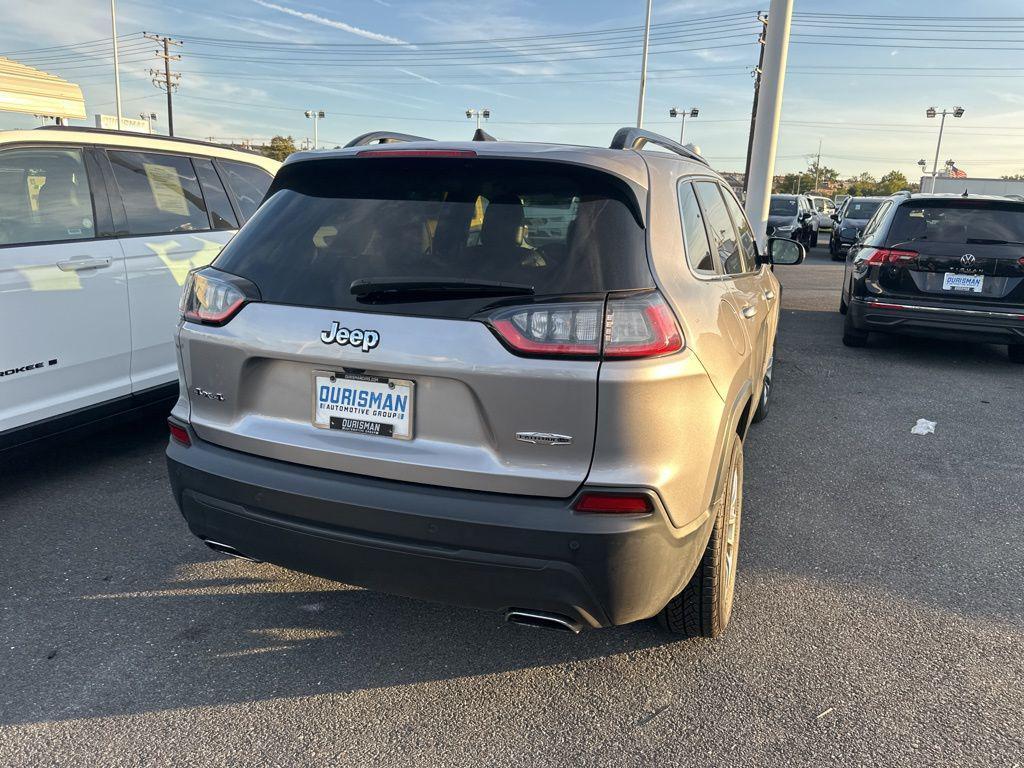 used 2022 Jeep Cherokee car, priced at $23,074