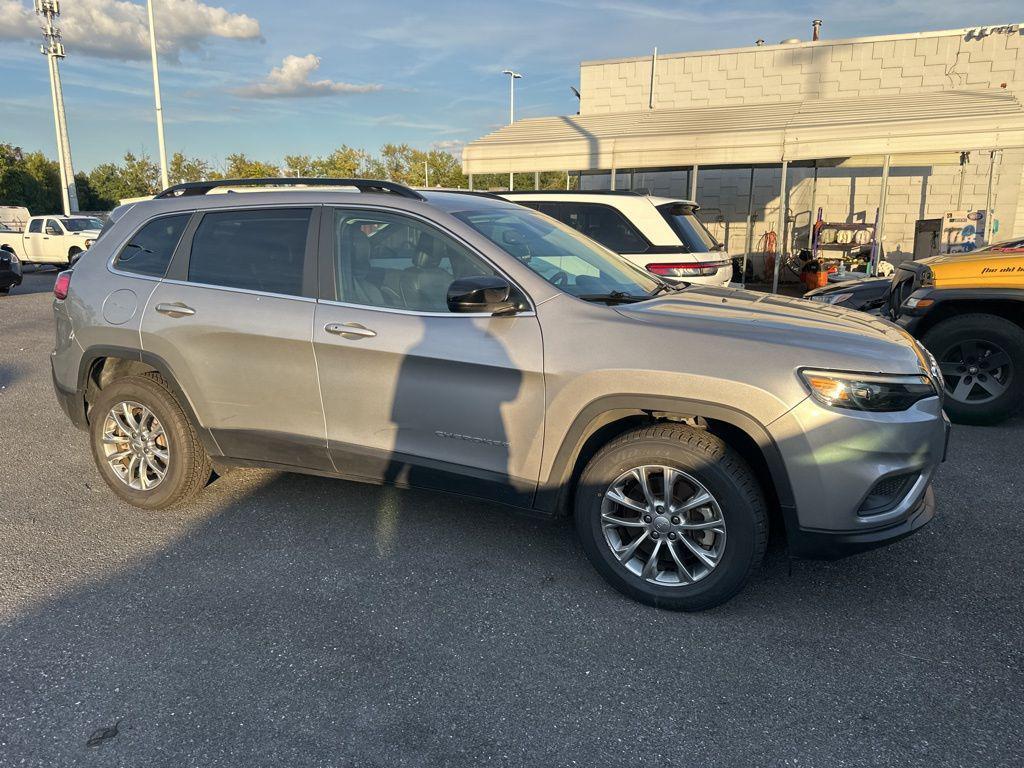 used 2022 Jeep Cherokee car, priced at $23,074