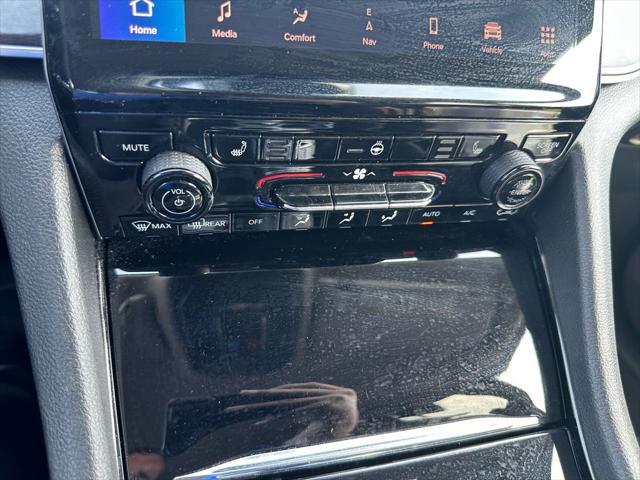 used 2023 Jeep Grand Cherokee car, priced at $33,000