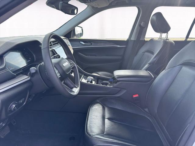 used 2023 Jeep Grand Cherokee car, priced at $33,000