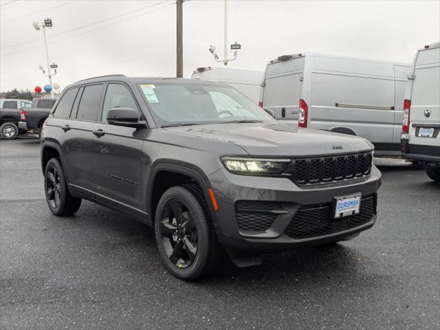 new 2025 Jeep Grand Cherokee car, priced at $41,583