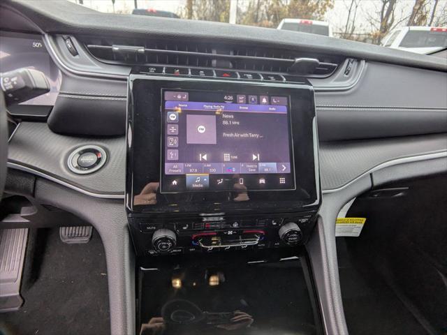 new 2025 Jeep Grand Cherokee car, priced at $41,583