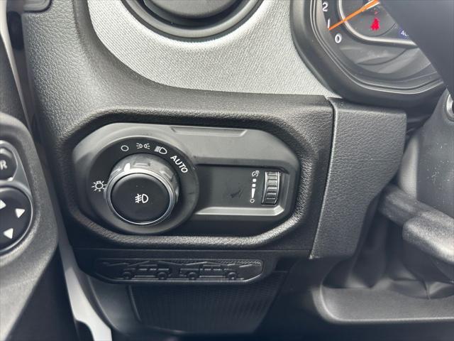 new 2025 Jeep Wrangler car, priced at $46,228