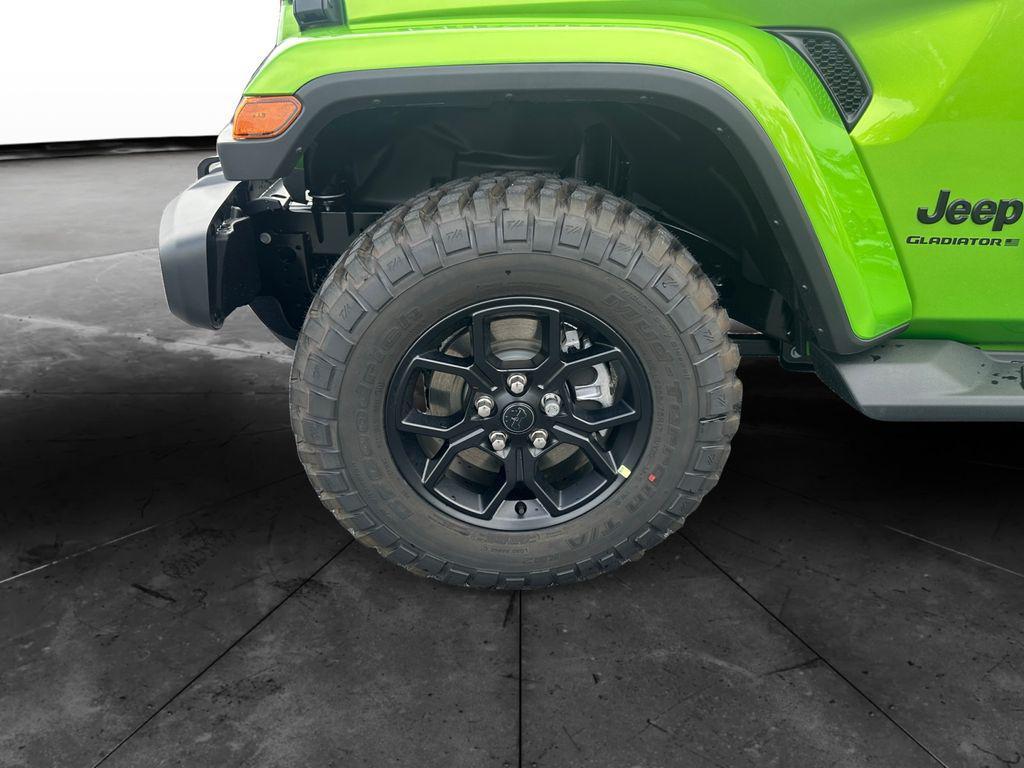 new 2025 Jeep Gladiator car, priced at $41,353
