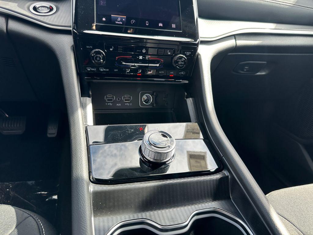 new 2025 Jeep Grand Cherokee L car, priced at $37,991
