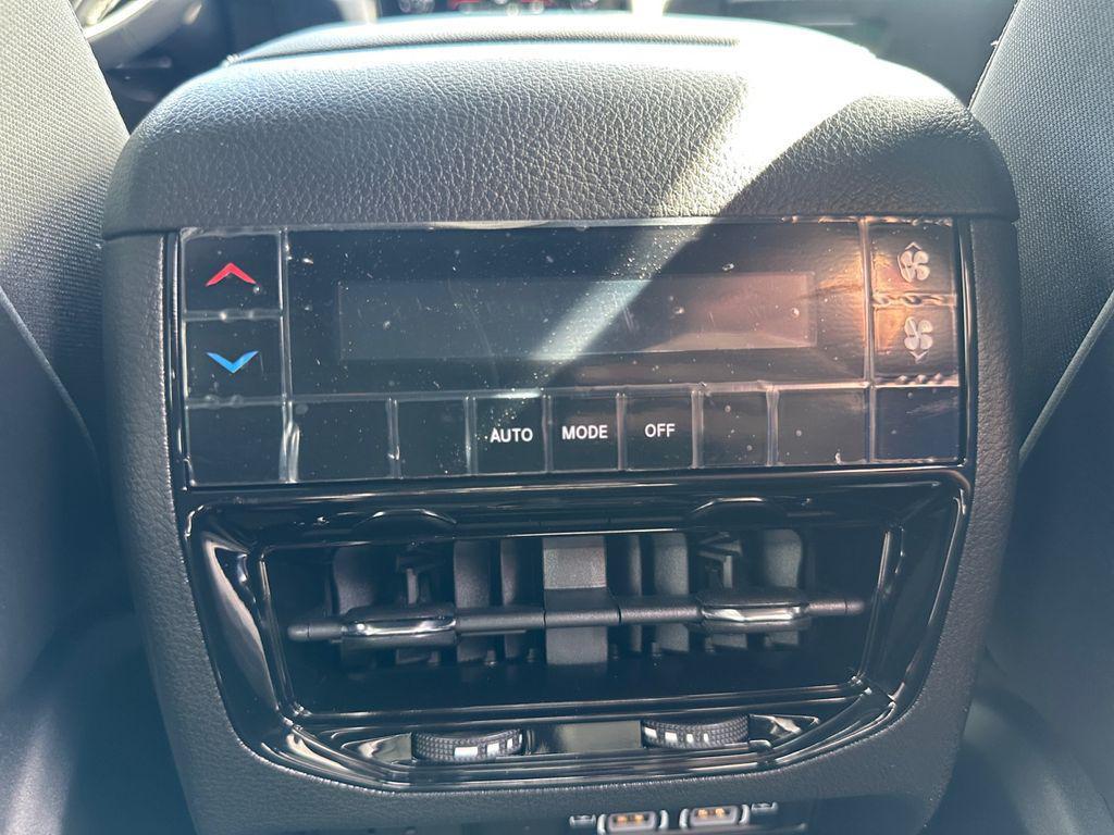 new 2025 Jeep Grand Cherokee L car, priced at $37,991