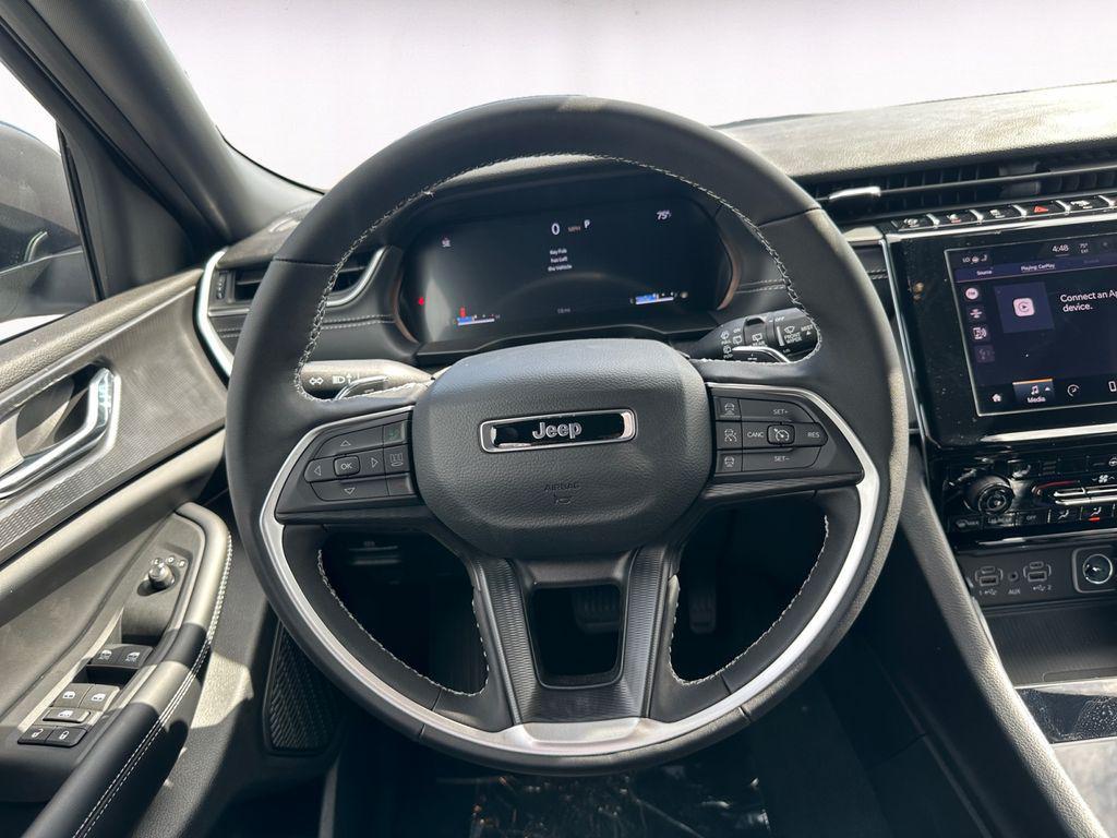 new 2025 Jeep Grand Cherokee L car, priced at $37,991