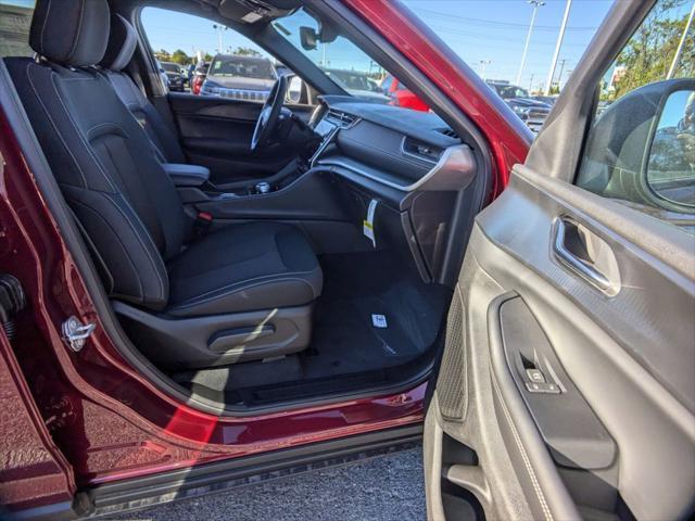 new 2025 Jeep Grand Cherokee L car, priced at $38,801