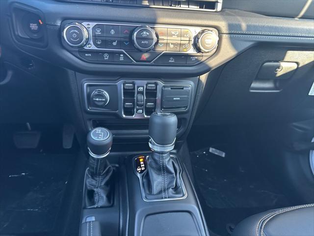 new 2025 Jeep Wrangler car, priced at $53,125