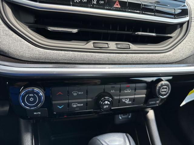 new 2025 Jeep Compass car, priced at $26,422