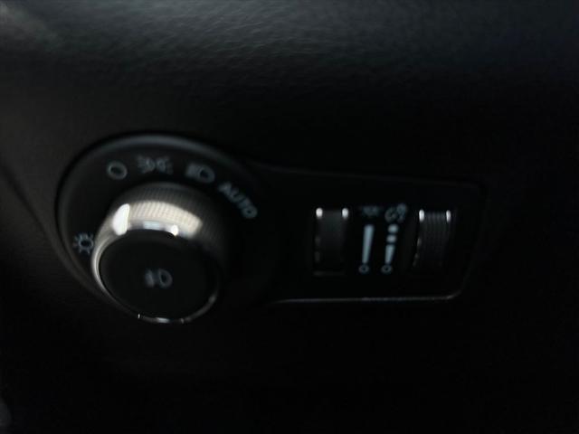 new 2025 Jeep Compass car, priced at $26,422