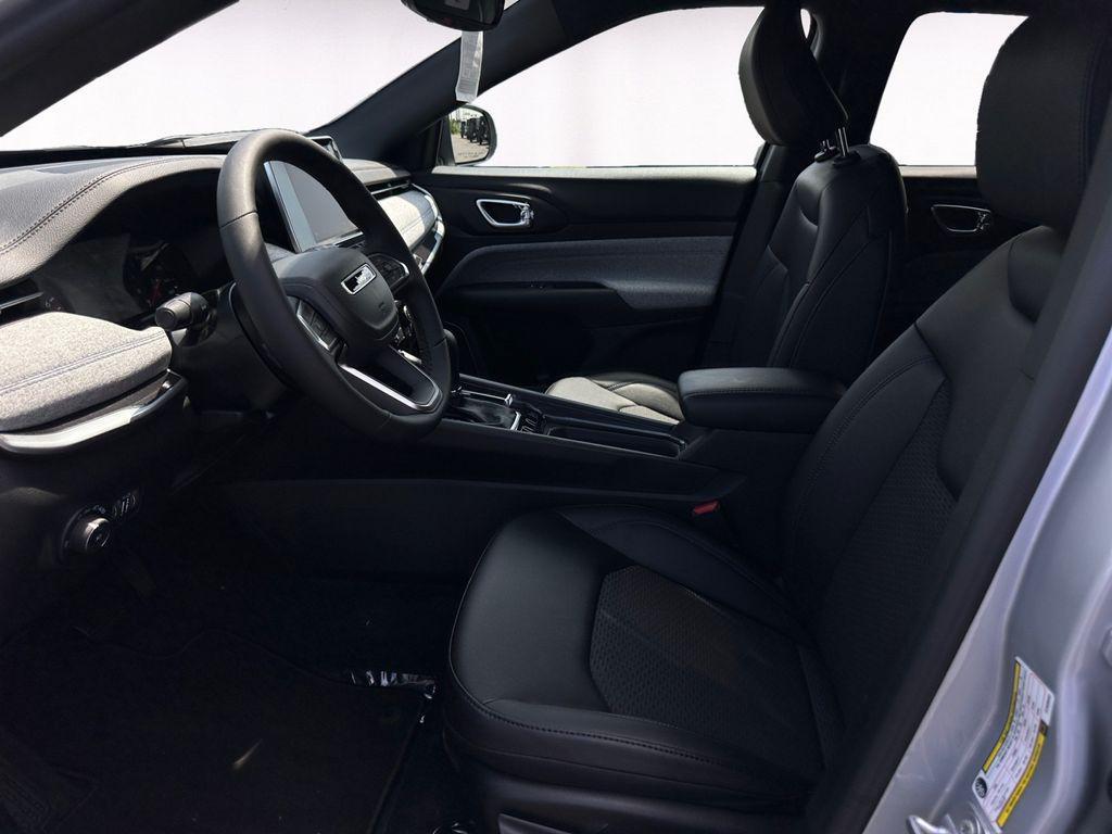 new 2025 Jeep Compass car, priced at $26,922
