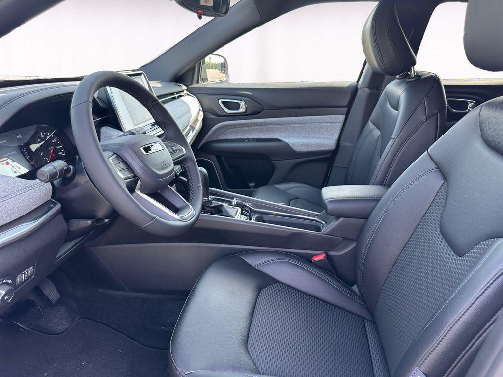new 2025 Jeep Compass car, priced at $26,404