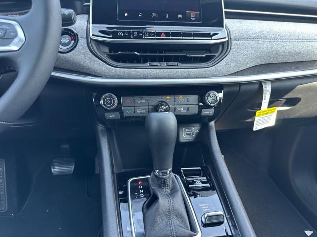 new 2025 Jeep Compass car, priced at $25,904