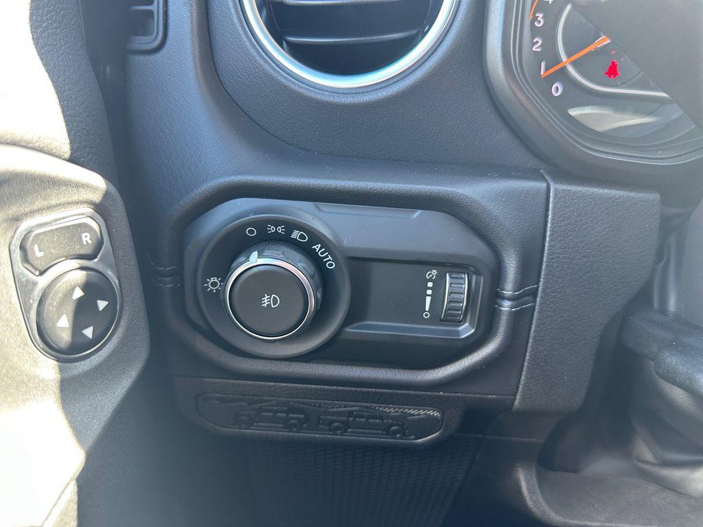 new 2025 Jeep Wrangler car, priced at $56,324