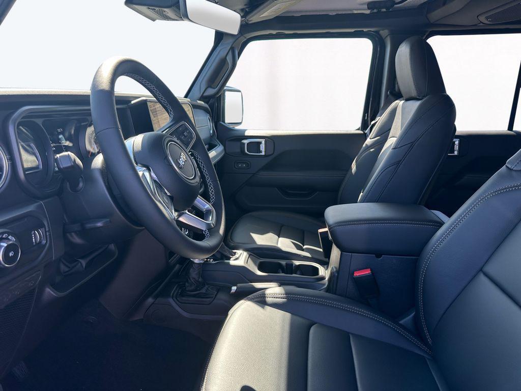 new 2025 Jeep Wrangler car, priced at $56,324
