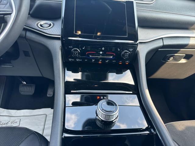 used 2023 Jeep Grand Cherokee car, priced at $31,000