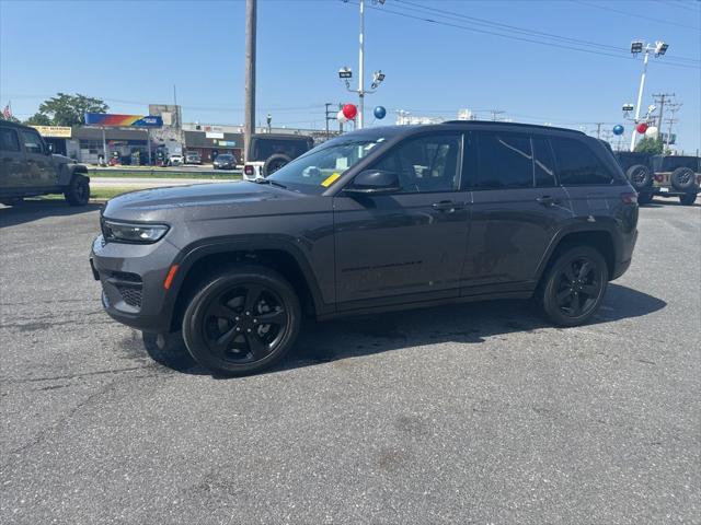 used 2023 Jeep Grand Cherokee car, priced at $31,500