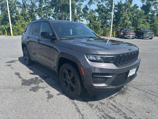 used 2023 Jeep Grand Cherokee car, priced at $31,500
