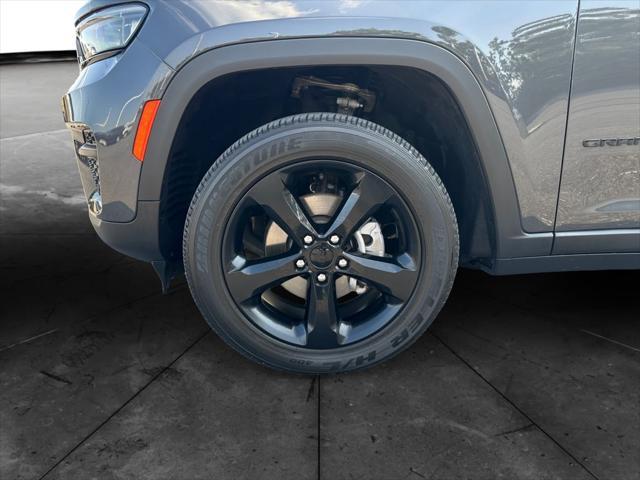 used 2023 Jeep Grand Cherokee car, priced at $31,000