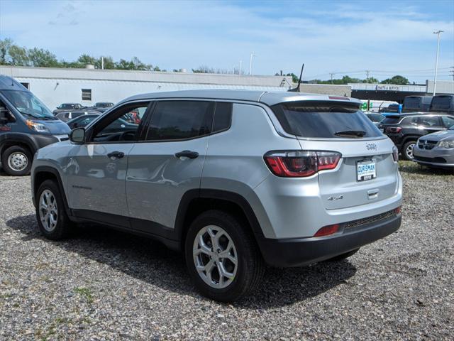 new 2024 Jeep Compass car, priced at $27,860