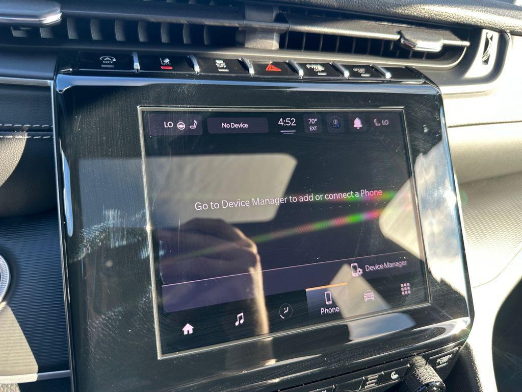 new 2025 Jeep Grand Cherokee car, priced at $40,653