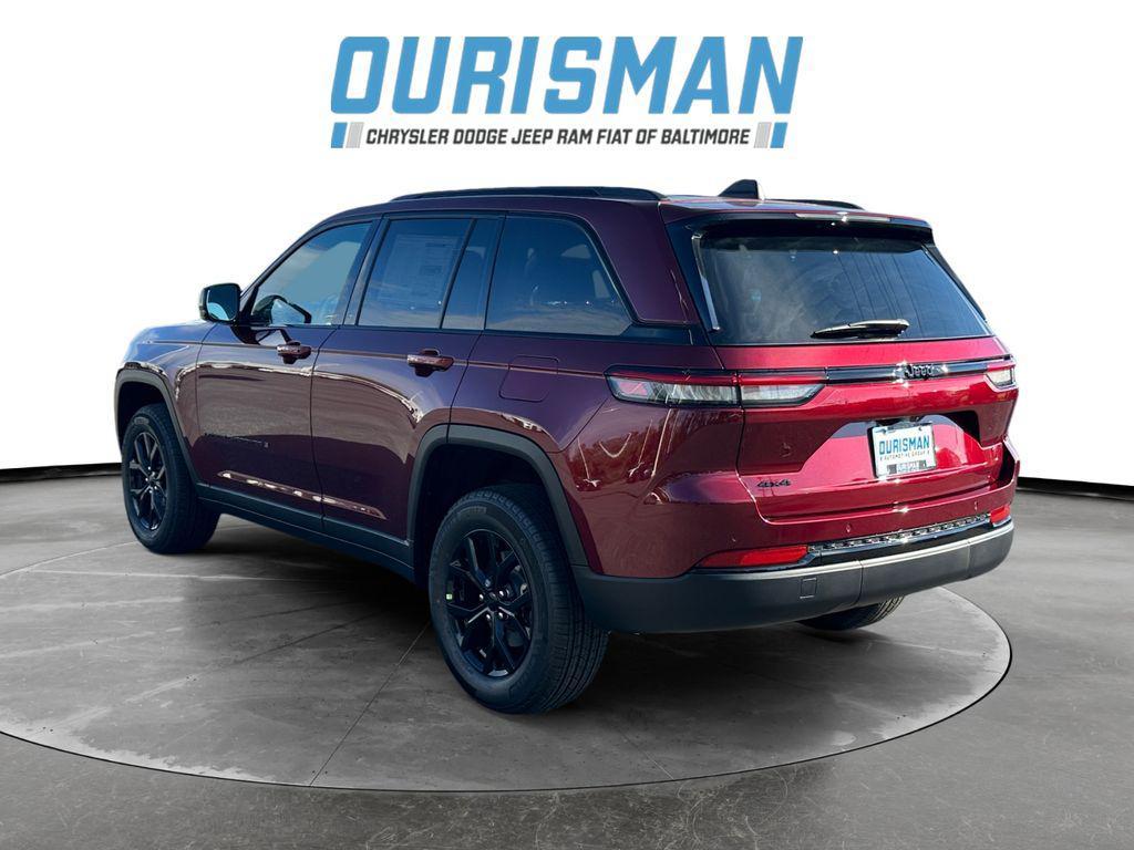 new 2025 Jeep Grand Cherokee car, priced at $40,653