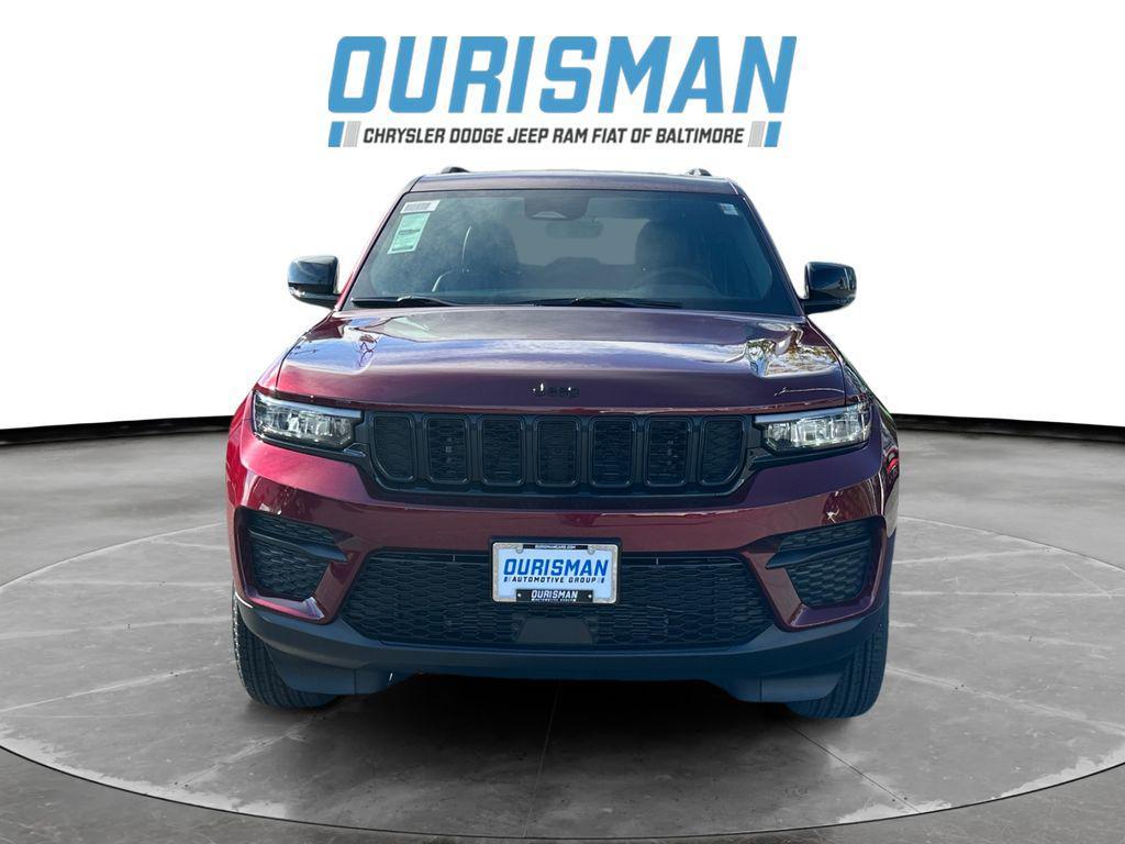 new 2025 Jeep Grand Cherokee car, priced at $40,653