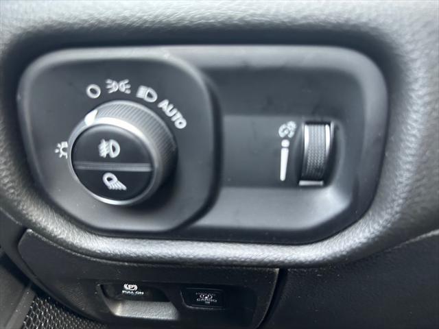 new 2025 Ram 1500 car, priced at $44,040