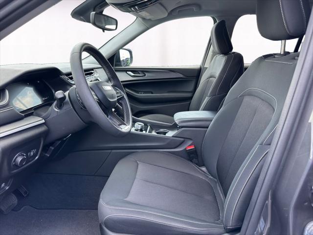used 2023 Jeep Grand Cherokee car, priced at $31,000
