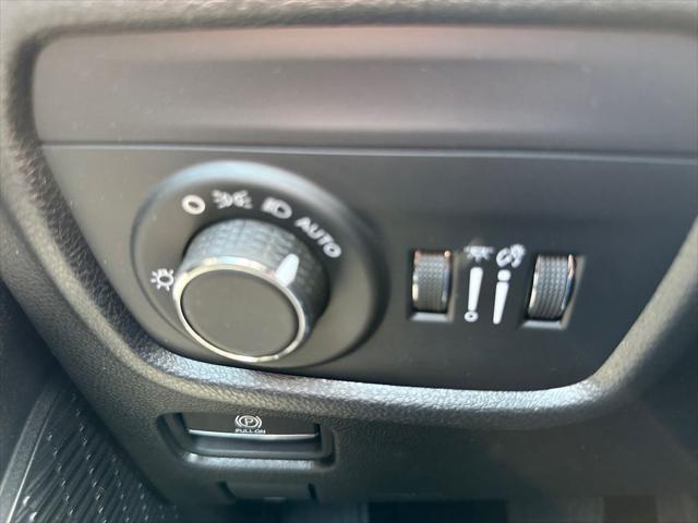 used 2023 Jeep Grand Cherokee car, priced at $31,000