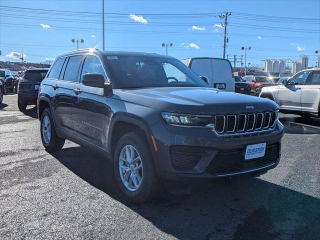 new 2025 Jeep Grand Cherokee car, priced at $37,075