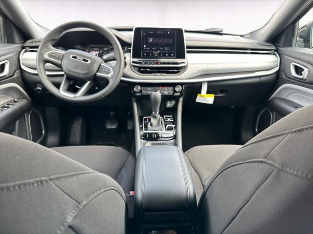 new 2025 Jeep Compass car, priced at $29,490