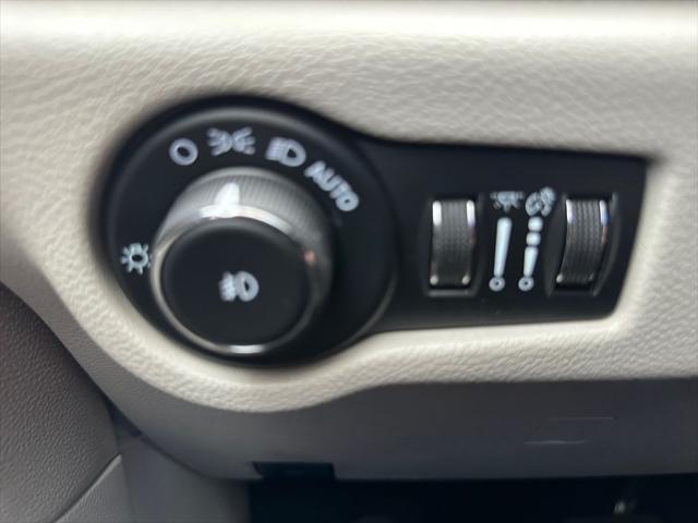 used 2024 Chrysler Pacifica car, priced at $30,000