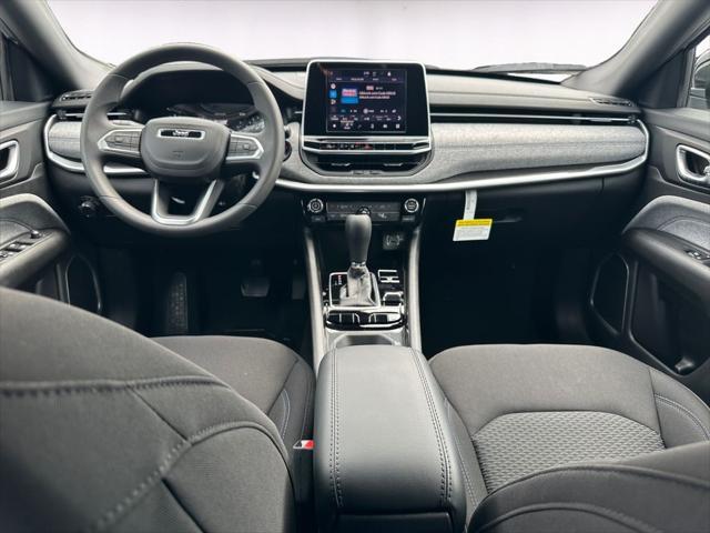 new 2025 Jeep Compass car, priced at $29,090