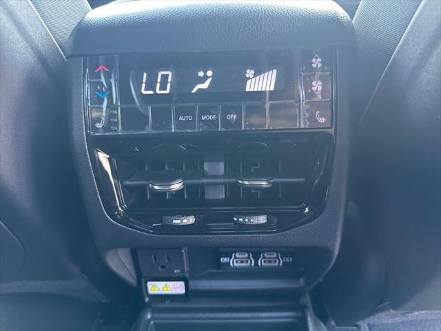 new 2025 Jeep Grand Cherokee L car, priced at $45,085