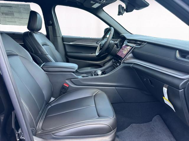 new 2025 Jeep Grand Cherokee L car, priced at $45,085