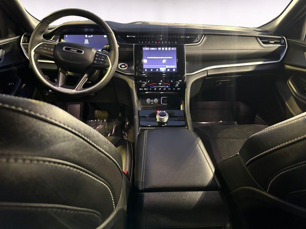 used 2024 Jeep Grand Cherokee car, priced at $26,500