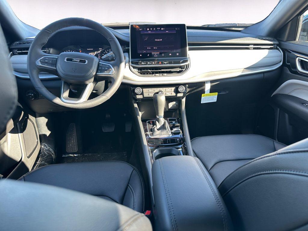 new 2026 Jeep Compass car, priced at $27,679