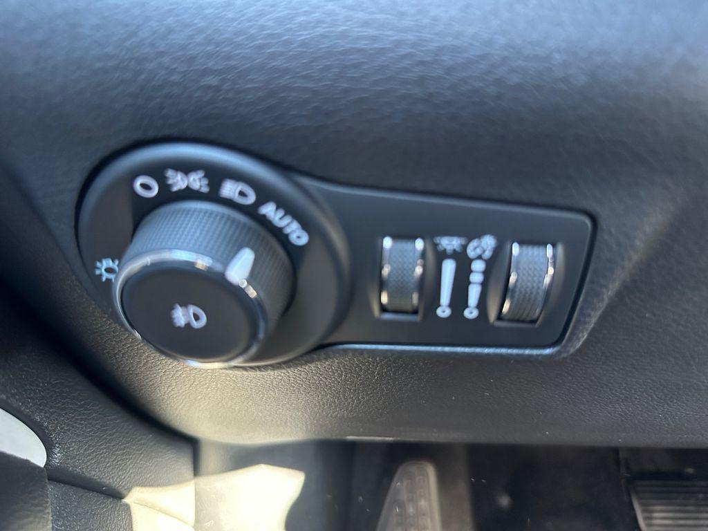 new 2026 Jeep Compass car, priced at $27,679