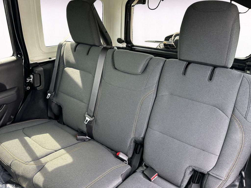 new 2025 Jeep Wrangler car, priced at $40,948